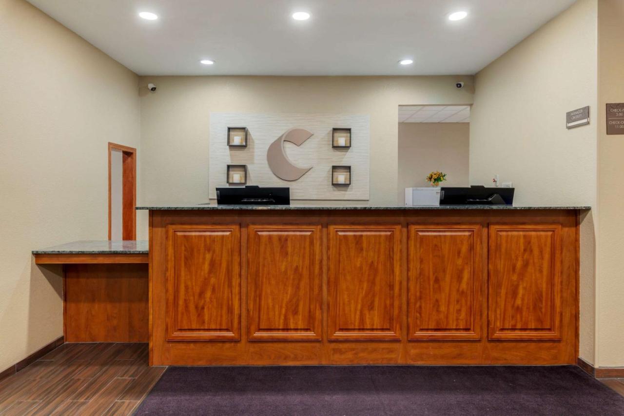 Comfort Suites Johnson Creek Conference Center Luaran gambar